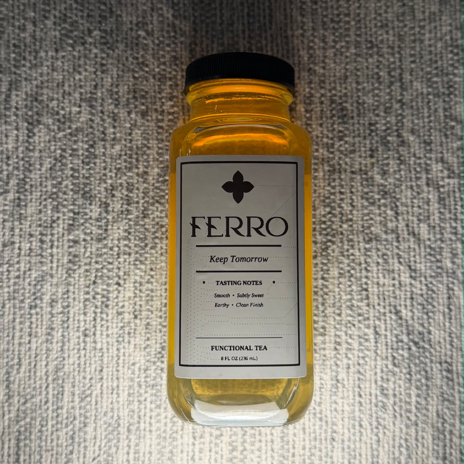Ferro Tea – Bottled Vine Tea (8oz Glass)